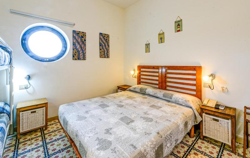 Hotel Vela Velo Club Вьесте Экстерьер фото