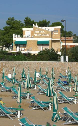 Hotel Vela Velo Club Вьесте Экстерьер фото