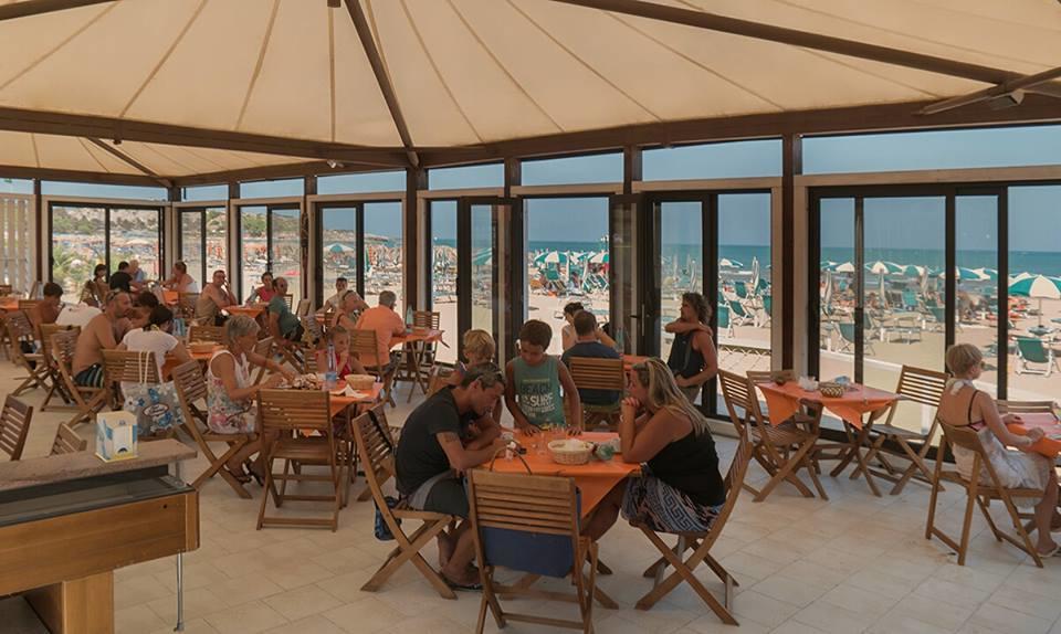 Hotel Vela Velo Club Вьесте Экстерьер фото